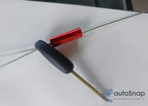 2009 Toyota Camry Se z USA, uszkodzony, nr VIN 4T1BE46K89U273375